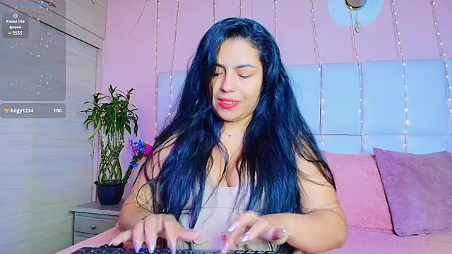 kiana cream online show from March 2025 12:36:02 PM