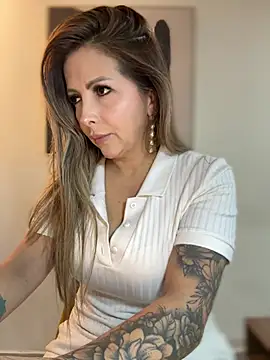  Abril-Office1 online show from May 2026 03:08:02 PM