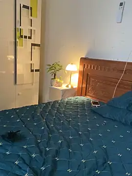 Ruby bear online show from February 2025 04:38:02 AM