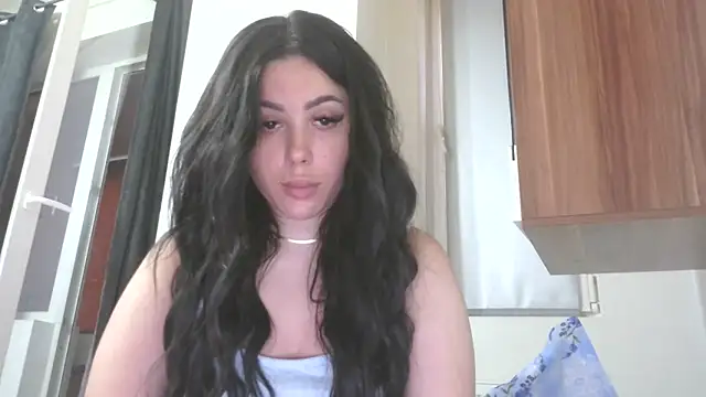 Snapshot of LovelyJulliette chatting on June 2026 04:28:02 PM LovelyJulliette online show from June 2026 04:28:02 PM
