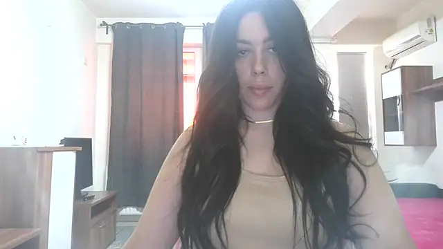 Snapshot of LovelyJulliette chatting on June 2026 02:19:02 PM LovelyJulliette online show from June 2026 02:19:02 PM