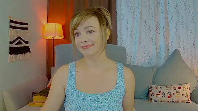 NandiSmile online show from September 2025 06:28:02 AM