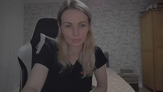 AlissonBia online show from February 2026 10:06:01 PM