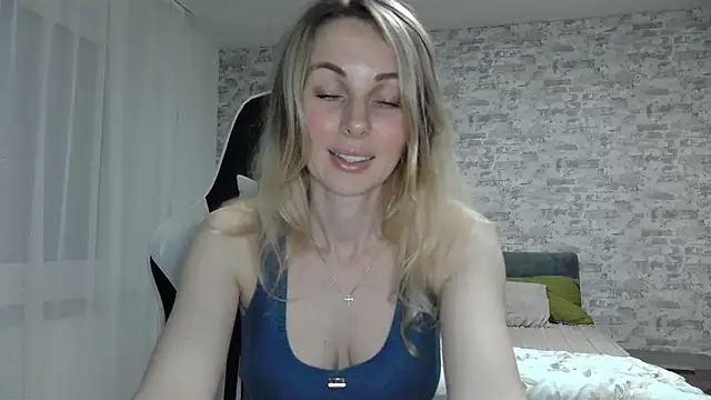 AlissonBia online show from May 2026 09:10:01 PM