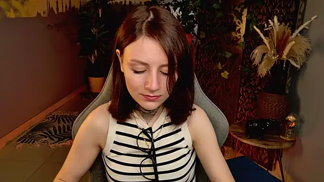 VeliraBraitberg online show from July 2026 12:48:02 PM