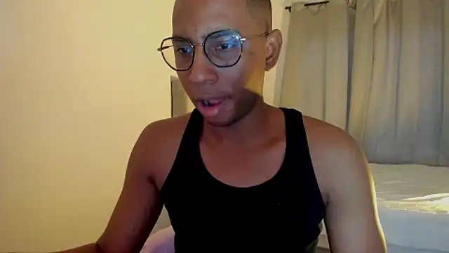 Snapshot of Arwens_bell08 chatting on September 2025 02:08:01 PM Arwens bell08 online show from September 2025 02:08:01 PM