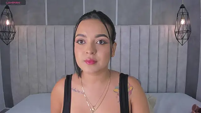 Snapshot of lea_gray chatting on February 2025 07:09:01 PM lea gray online show from February 2025 07:09:01 PM