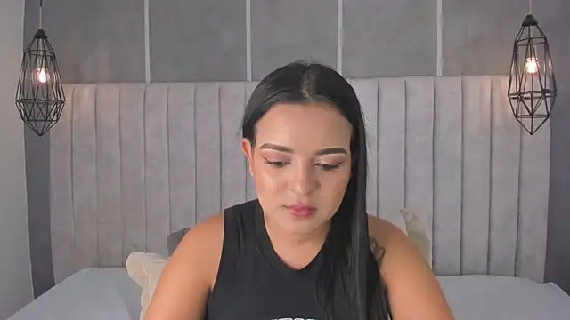 Snapshot of lea_gray chatting on March 2025 07:22:01 PM lea gray online show from March 2025 07:22:01 PM