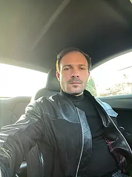 Snapshot of Adventurehotman chatting on December 2024 01:40:02 PM Adventurehotman online show from December 2024 01:40:02 PM