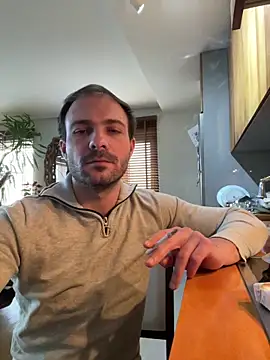 Snapshot of Adventurehotman chatting on January 2025 01:53:01 PM Adventurehotman online show from January 2025 01:53:01 PM