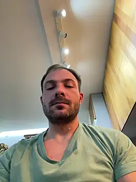 Snapshot of Adventurehotman chatting on February 2025 11:31:01 PM Adventurehotman online show from February 2025 11:31:01 PM