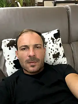 Snapshot of Adventurehotman chatting on September 2025 10:32:01 PM Adventurehotman online show from September 2025 10:32:01 PM