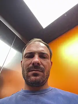 Snapshot of Adventurehotman chatting on September 2025 05:36:02 PM Adventurehotman online show from September 2025 05:36:02 PM