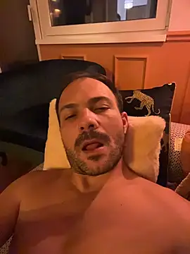 Snapshot of Adventurehotman chatting on November 2025 12:13:01 AM Adventurehotman online show from November 2025 12:13:01 AM