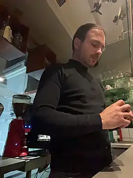 Snapshot of Adventurehotman chatting on November 2025 07:14:02 PM Adventurehotman online show from November 2025 07:14:02 PM