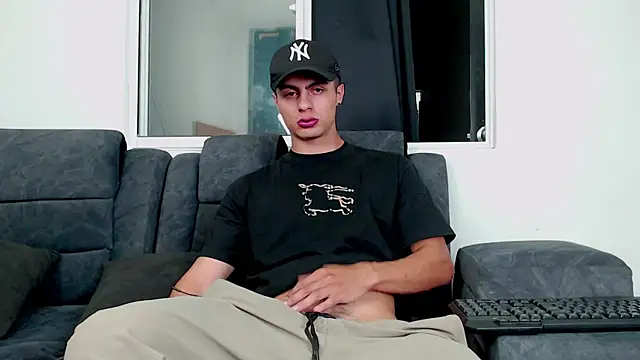 Stiven CL online show from September 2025 10:42:01 PM