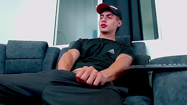 Stiven CL online show from September 2025 05:09:02 AM