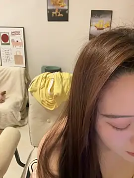 rose-u online show from January 2025 06:17:01 AM