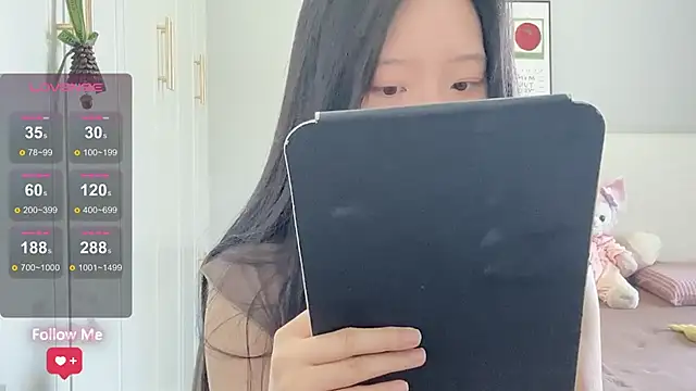 rose-u online show from May 2026 01:32:02 AM