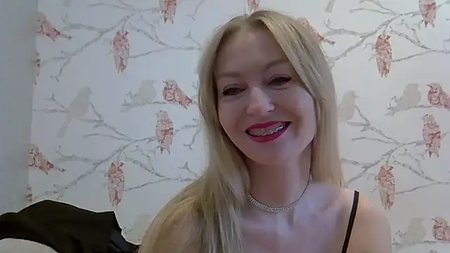 ZarinaSwift online show from March 2025 04:37:02 AM