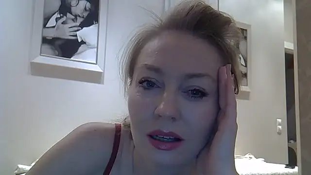 ZarinaSwift online show from April 2026 04:46:02 AM