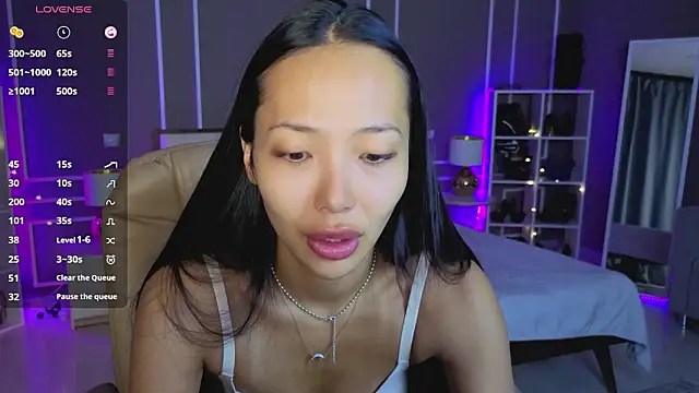 Snapshot of _MIURA_ chatting on March 2026 01:00:01 AM MIURA online show from March 2026 01:00:01 AM