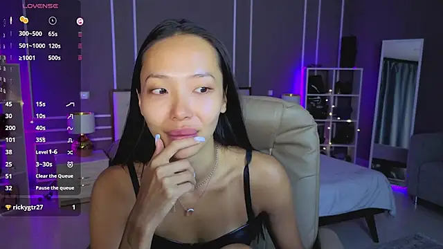 Snapshot of _MIURA_ chatting on March 2026 01:01:01 AM MIURA online show from March 2026 01:01:01 AM