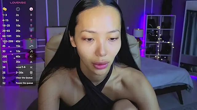 Snapshot of _MIURA_ chatting on March 2026 01:03:01 AM MIURA online show from March 2026 01:03:01 AM