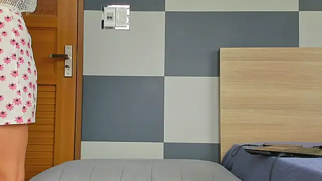 Snapshot of Kiera_Thomas chatting on December 2025 06:44:02 AM Kiera Thomas online show from December 2025 06:44:02 AM