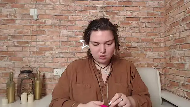 Amelia Kiss  online show from January 2025 12:43:02 AM