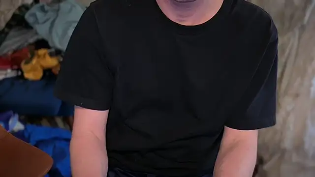 CupidZass online show from June 2026 05:04:02 PM