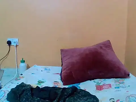 Prettyblackgal online show from October 2025 03:43:01 PM