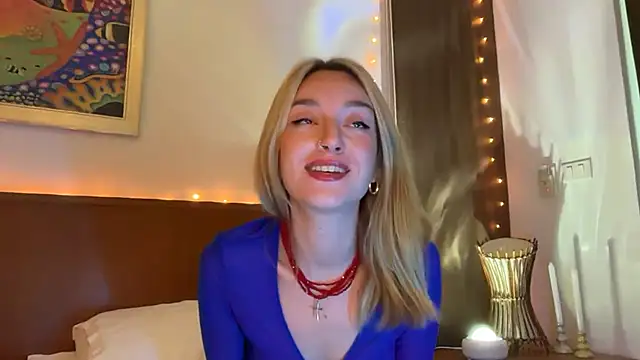 SirenaBelle online show from November 2025 12:00:02 AM