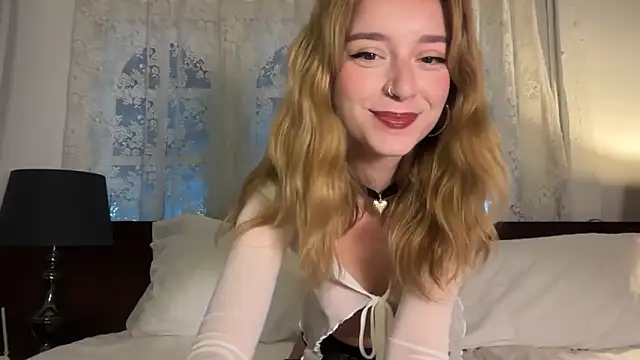 SirenaBelle online show from May 2026 11:42:01 PM