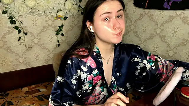 FelvivalKitty online show from March 2026 06:25:02 PM