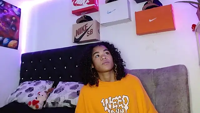 king  Black online show from February 2025 07:27:01 PM