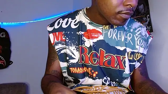 Snapshot of king__Black chatting on March 2026 07:14:02 AM king Black online show from March 2026 07:14:02 AM