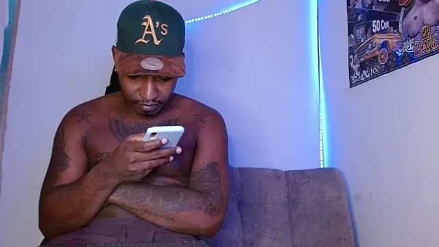 king  Black online show from July 2026 11:30:02 PM