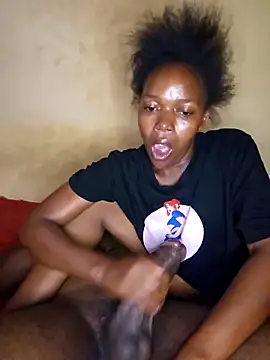 Snapshot of Tight_pussy_ke chatting on November 2025 11:21:01 AM Tight pussy ke online show from November 2025 11:21:01 AM