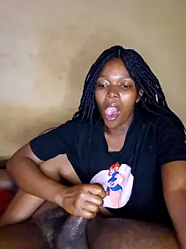 Snapshot of Tight_pussy_ke chatting on February 2026 12:47:02 PM Tight pussy ke online show from February 2026 12:47:02 PM