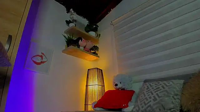 Snapshot of eva-slim- chatting on February 2026 07:08:02 PM eva-slim- online show from February 2026 07:08:02 PM