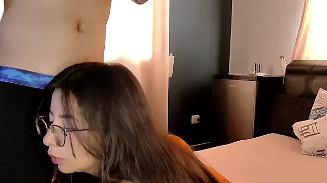 Snapshot of Alaia_sam chatting on March 2025 03:35:02 PM Alaia sam online show from March 2025 03:35:02 PM