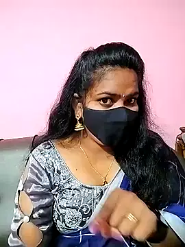 Snapshot of melina214 chatting on December 2024 03:04:02 AM melina214 online show from December 2024 03:04:02 AM