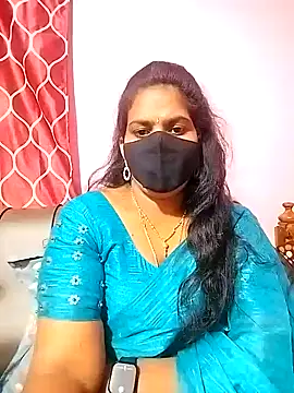 Snapshot of melina214 chatting on December 2024 07:41:02 PM melina214 online show from December 2024 07:41:02 PM