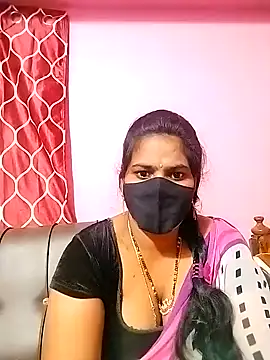 Snapshot of melina214 chatting on December 2024 06:09:01 PM melina214 online show from December 2024 06:09:01 PM