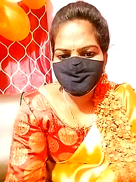 Snapshot of melina214 chatting on February 2025 02:40:02 AM melina214 online show from February 2025 02:40:02 AM