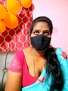 Snapshot of melina214 chatting on February 2025 04:56:02 PM melina214 online show from February 2025 04:56:02 PM