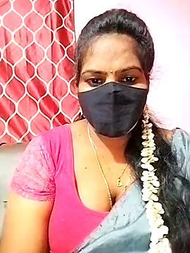 Snapshot of melina214 chatting on March 2025 04:42:02 PM melina214 online show from March 2025 04:42:02 PM