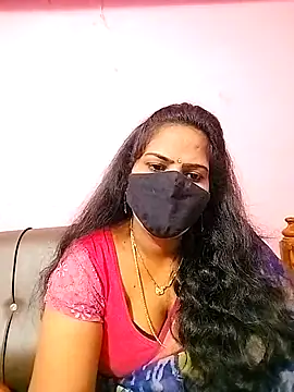 Snapshot of melina214 chatting on October 2025 03:29:02 AM melina214 online show from October 2025 03:29:02 AM