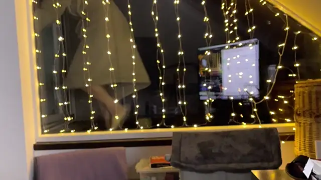 Missy baby online show from March 2025 08:10:01 PM